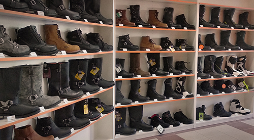 Dark Biker motoshop Hodonín – prodejna 4